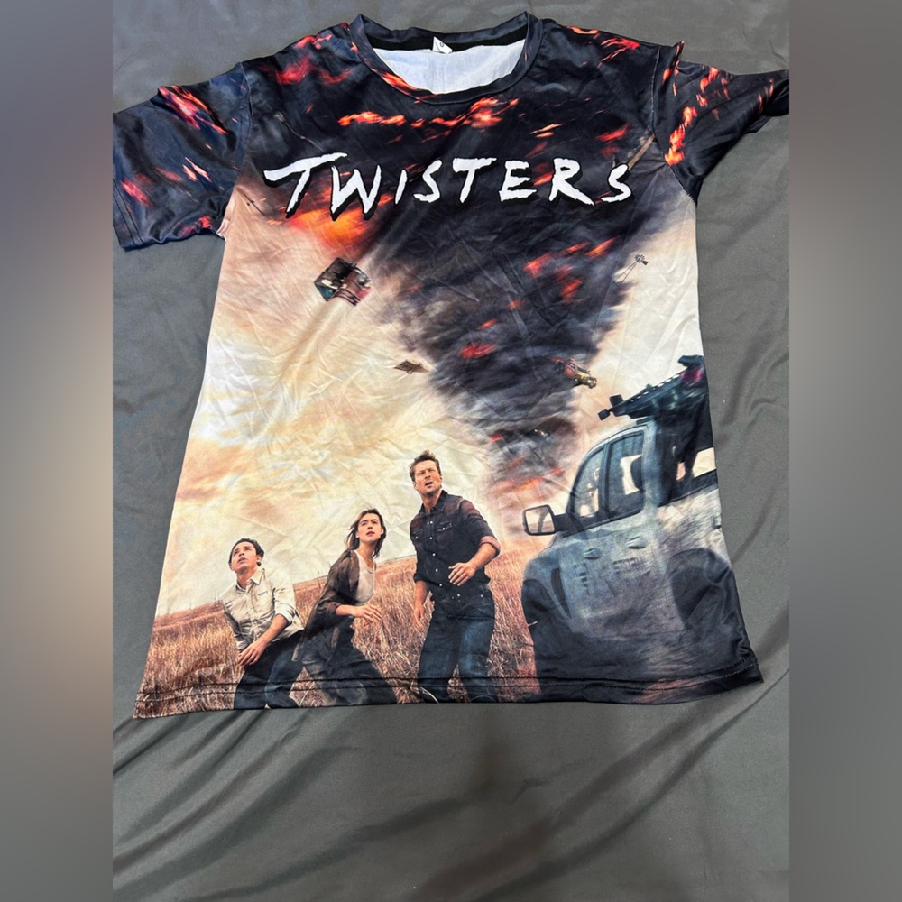 Twisters -If You Feel It, Chase It! Tee